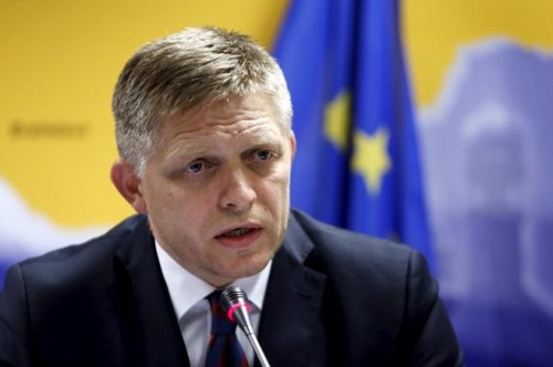 Slovakia files lawsuit against EU quotas to redistribute migrants - ảnh 1